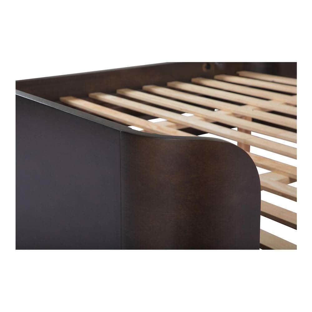 - Wooden Bazar