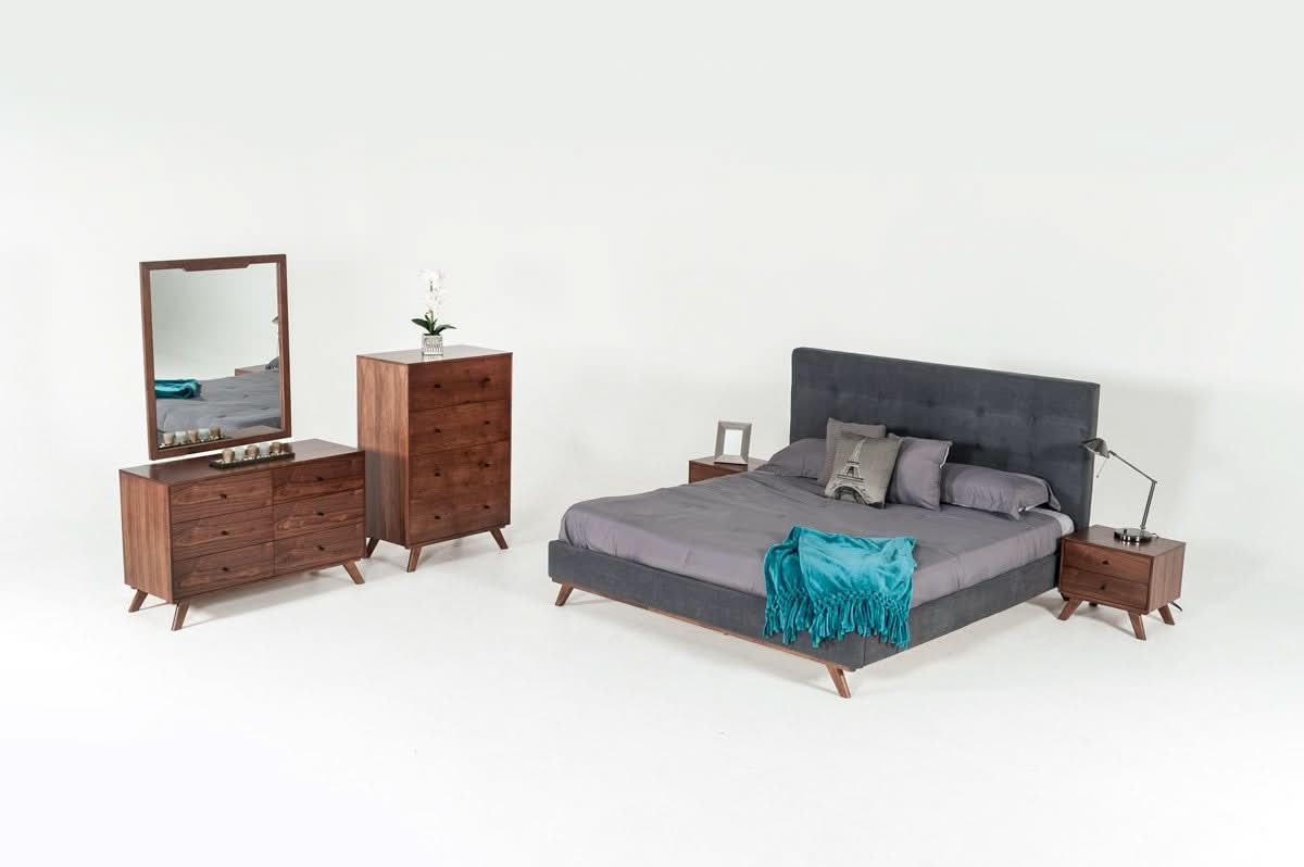 - Wooden Bazar