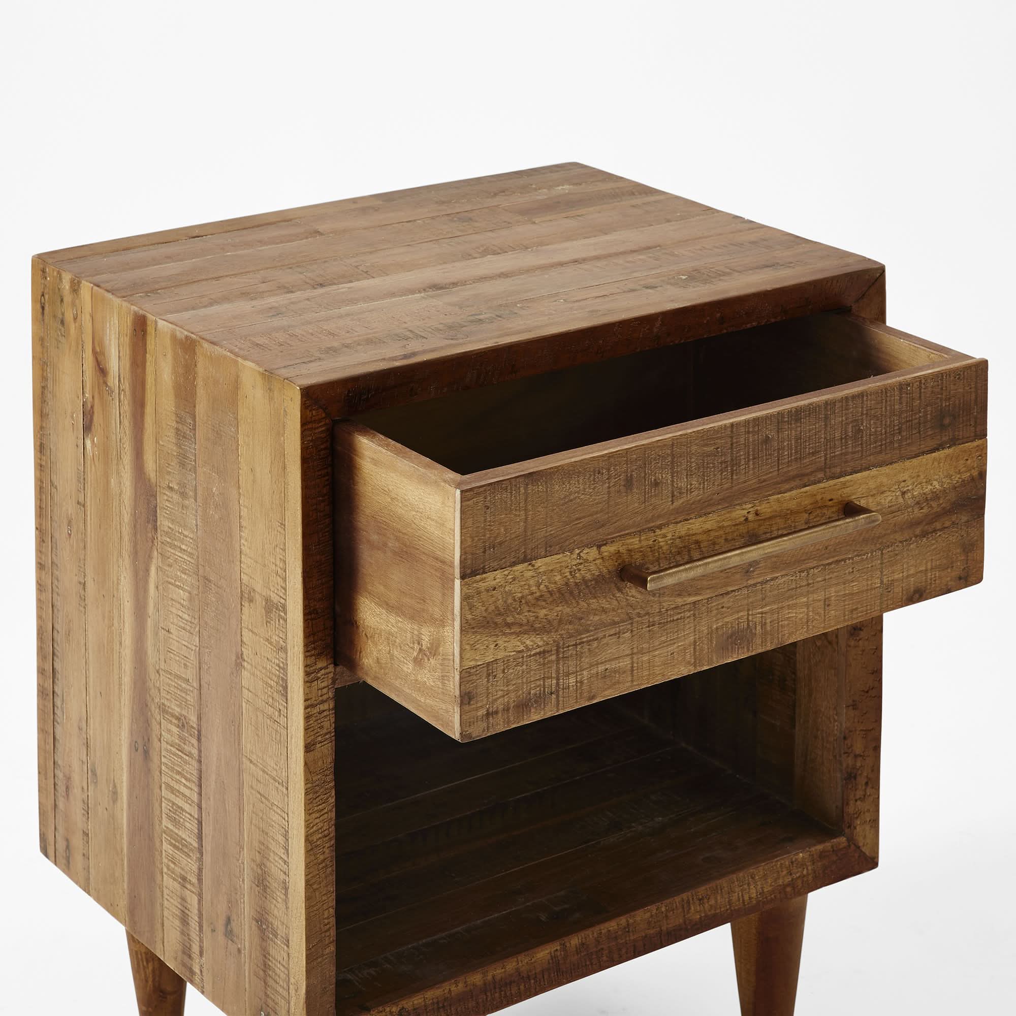 - Wooden Bazar