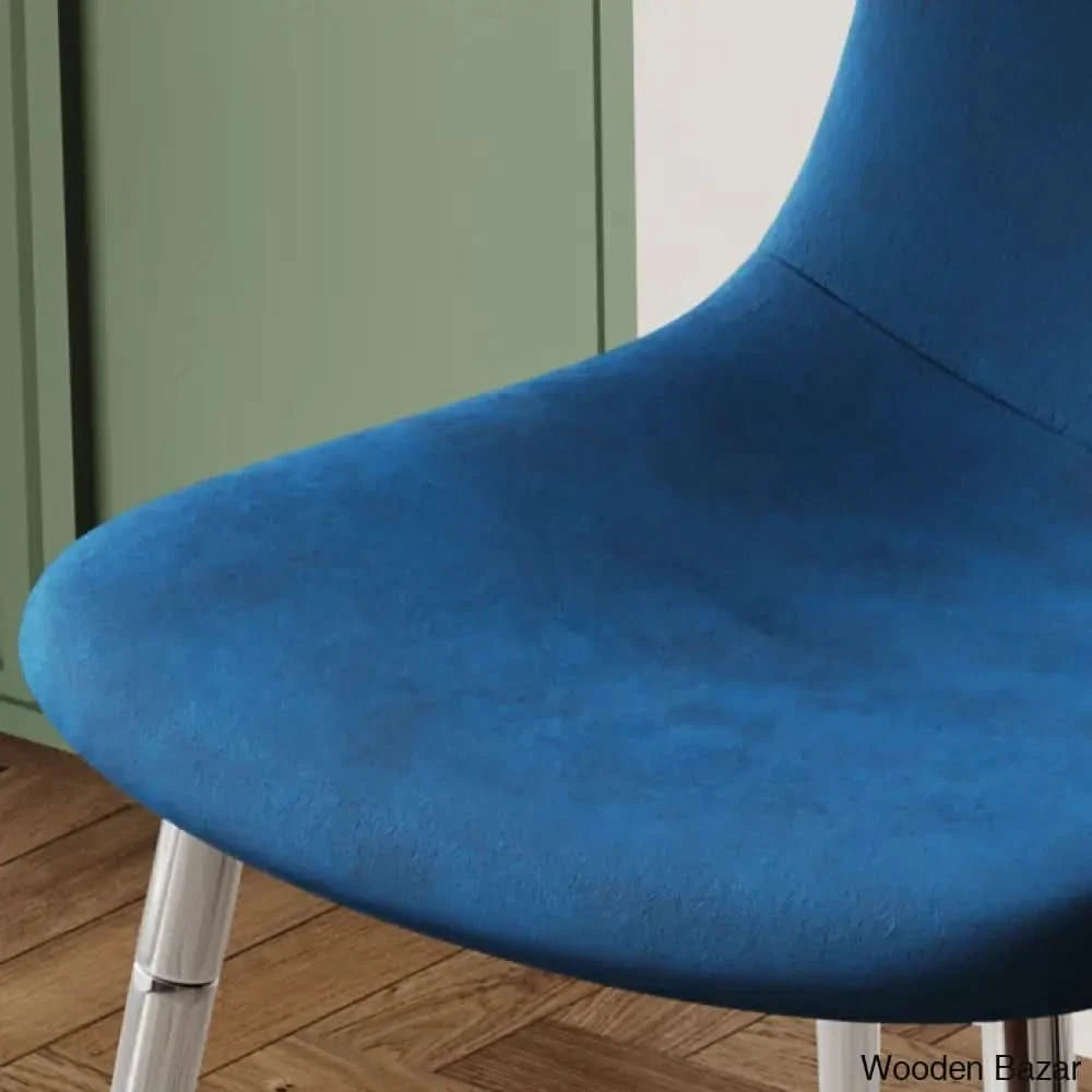 Brawley 4 & 8 Seater Dining Table Set In Glass Top