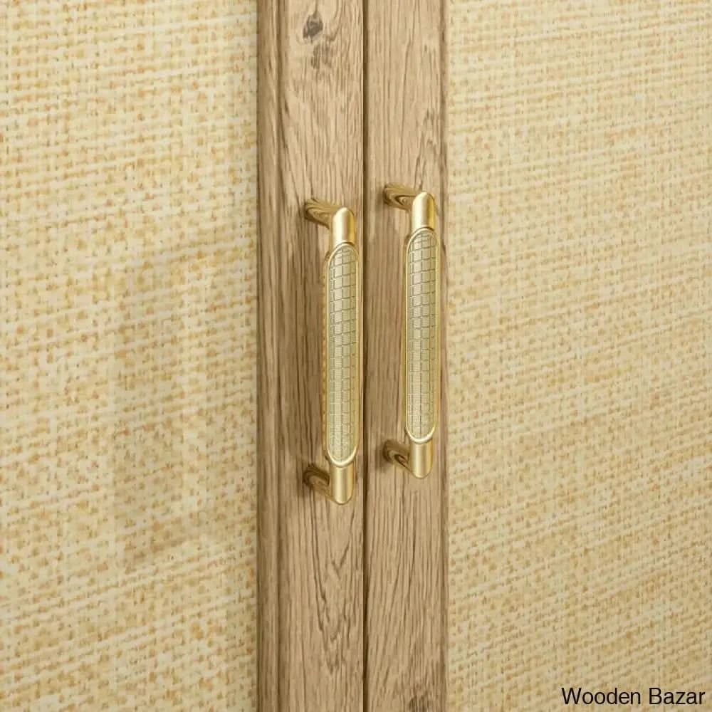 - Wooden Bazar