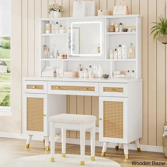 - Wooden Bazar