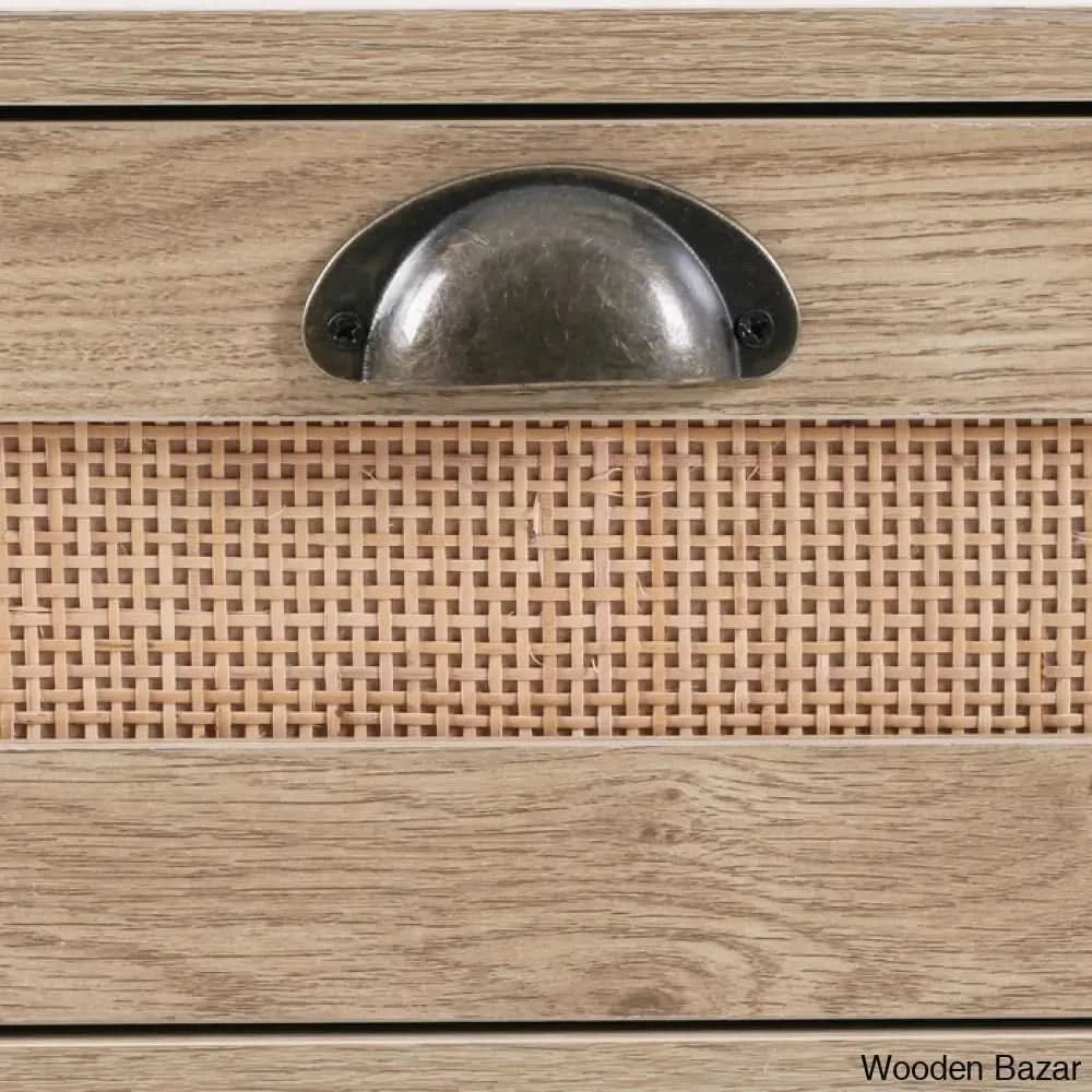 - Wooden Bazar
