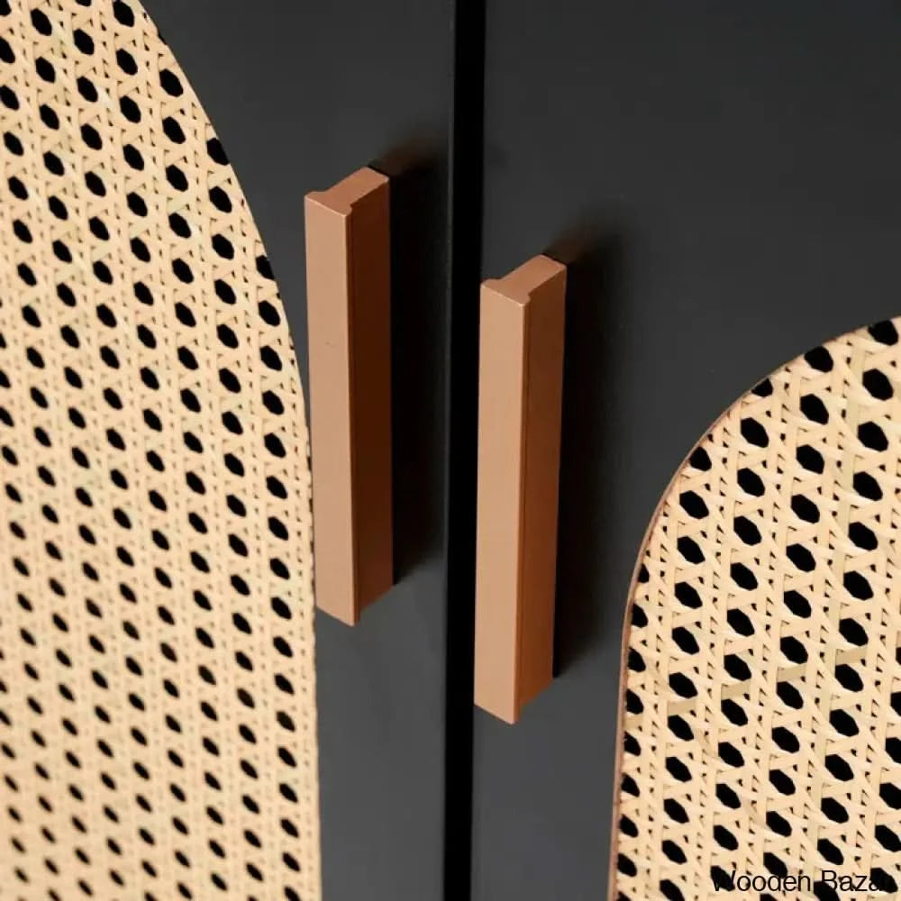 - Wooden Bazar