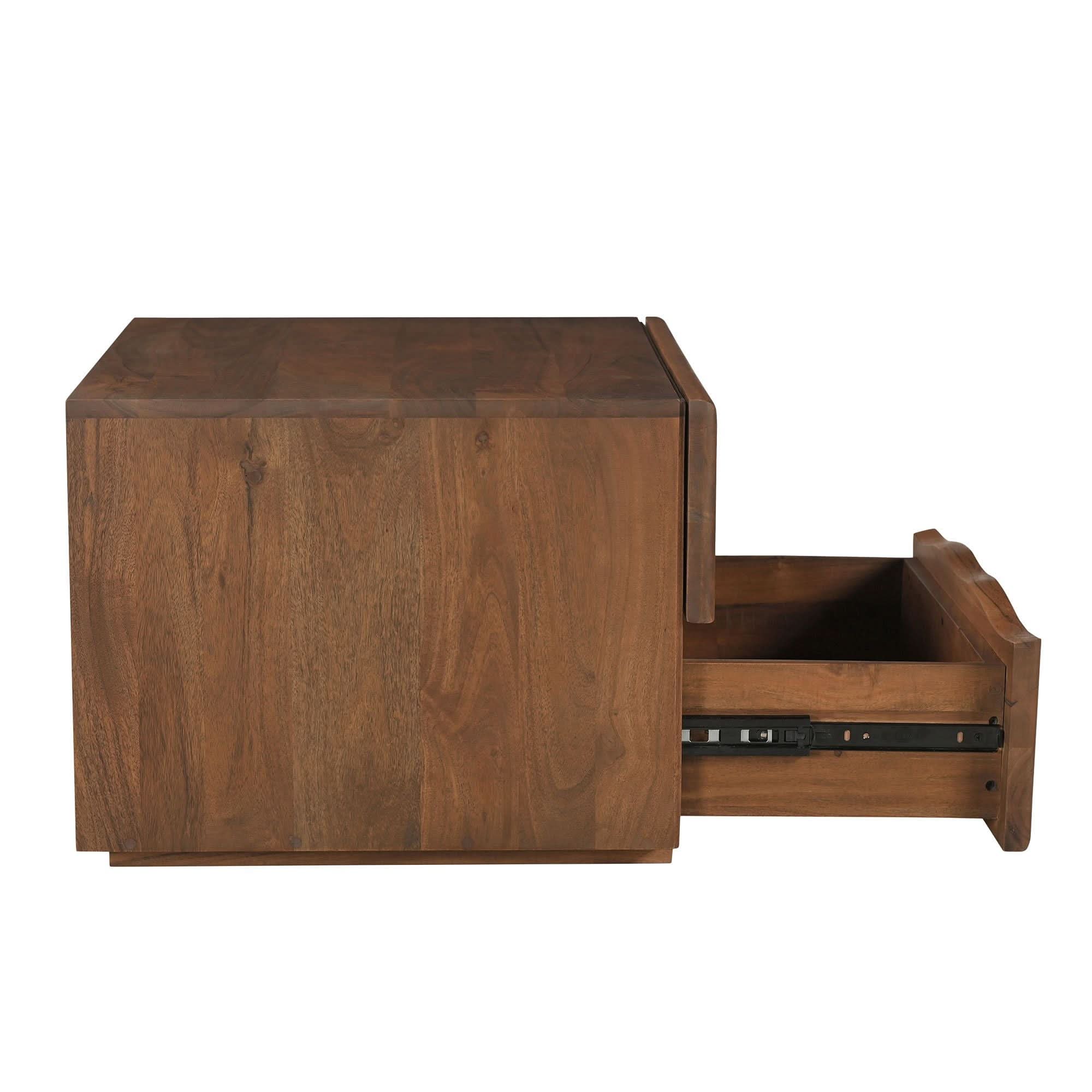 - Wooden Bazar