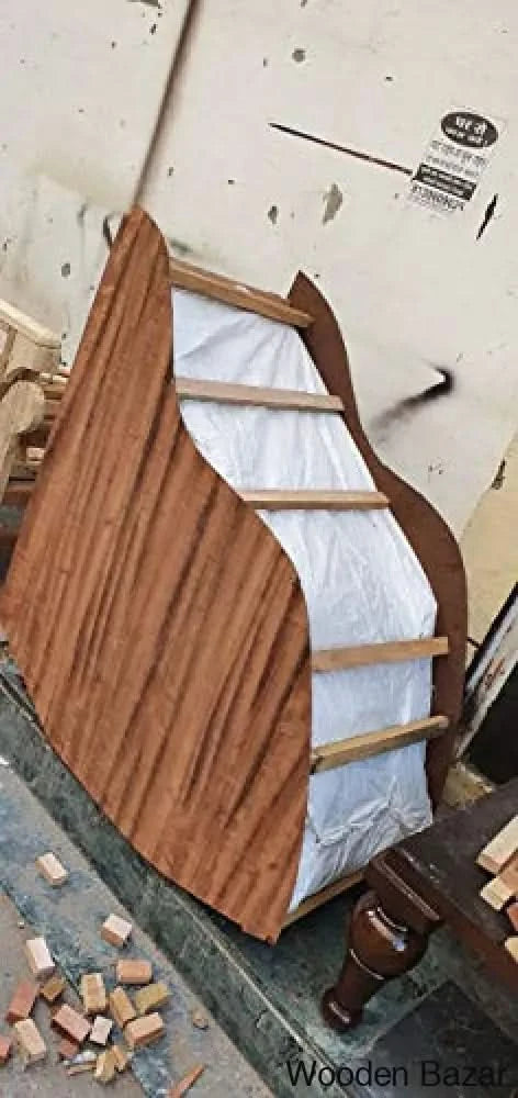 - Wooden Bazar