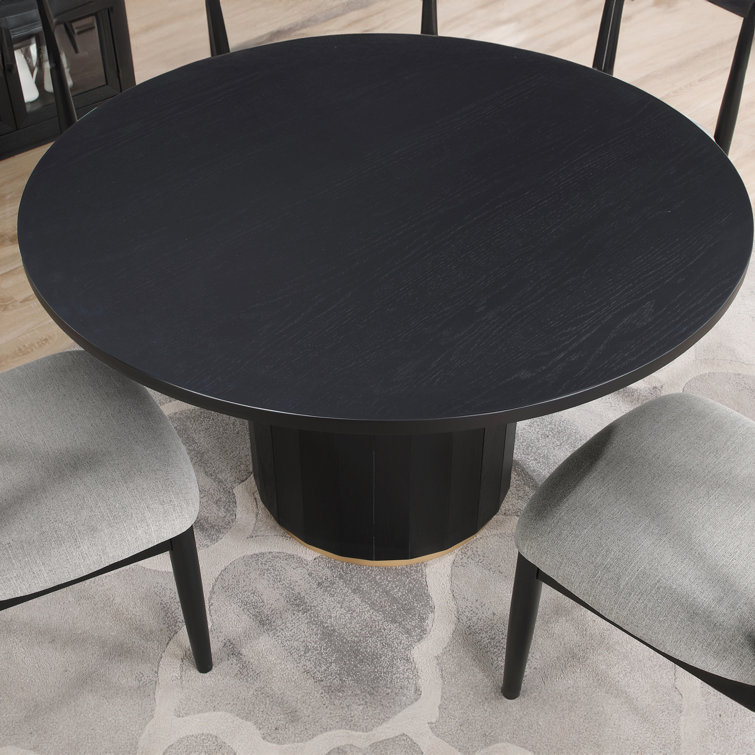 Lixy 4-Piece Modern Dining Set – Round Table