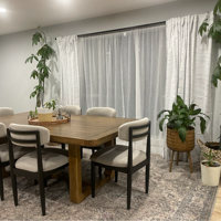 Lixy 4-Piece Modern Dining Set – Round Table