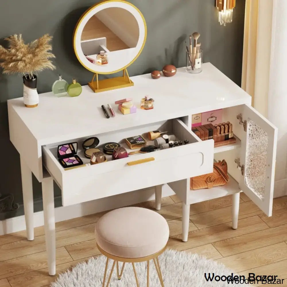  - Wooden Bazar