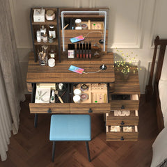  - Wooden Bazar