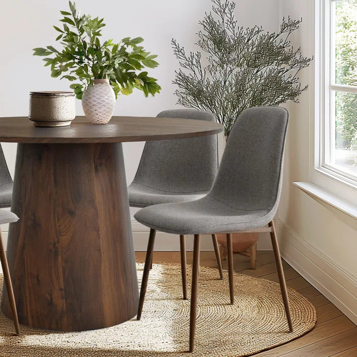 Blwinder  5 - Piece Round Pedestal Dining Table Set