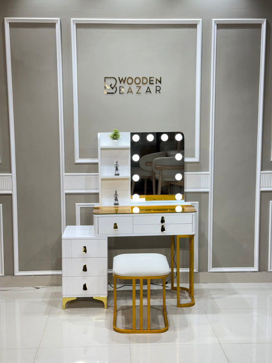  - Wooden Bazar