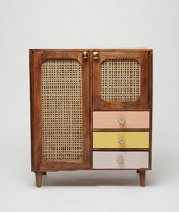  - Wooden Bazar