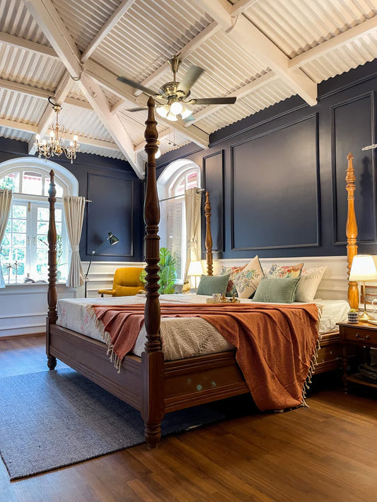 Vintage Colonial Style King Bed for Luxury Poster Bed - Wooden Bazar