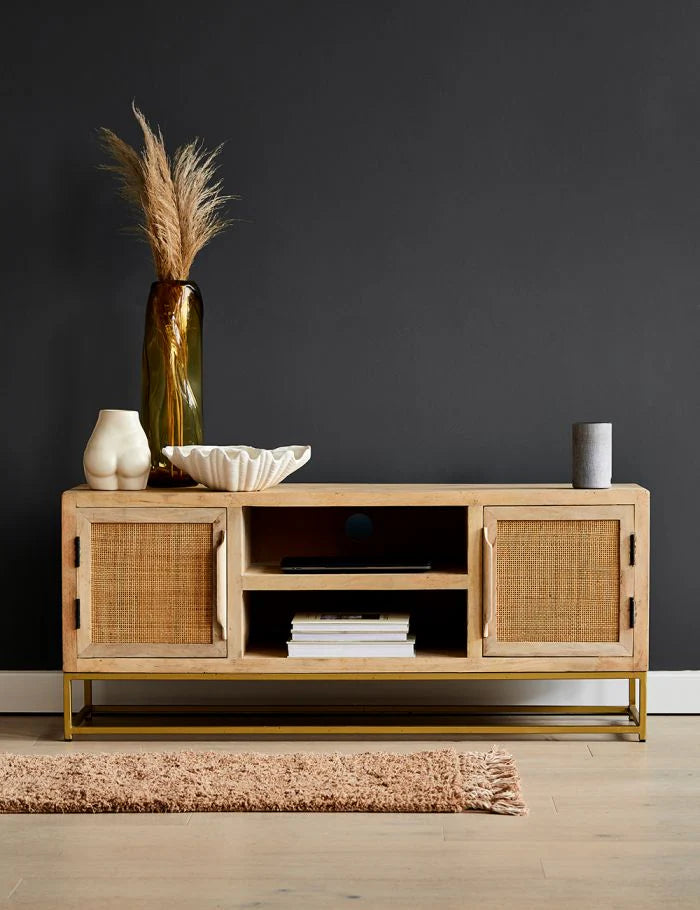  - Wooden Bazar