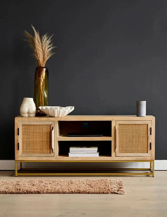  - Wooden Bazar