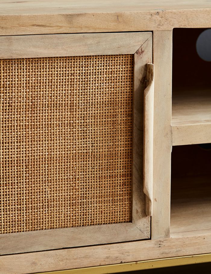  - Wooden Bazar