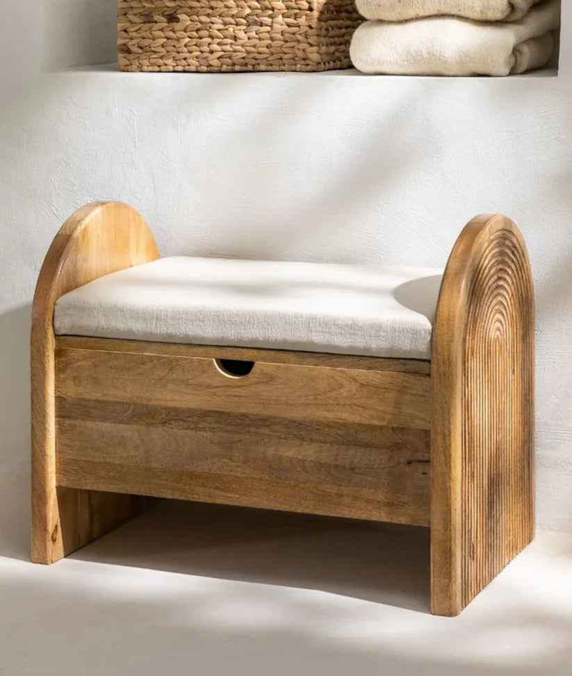  - Wooden Bazar