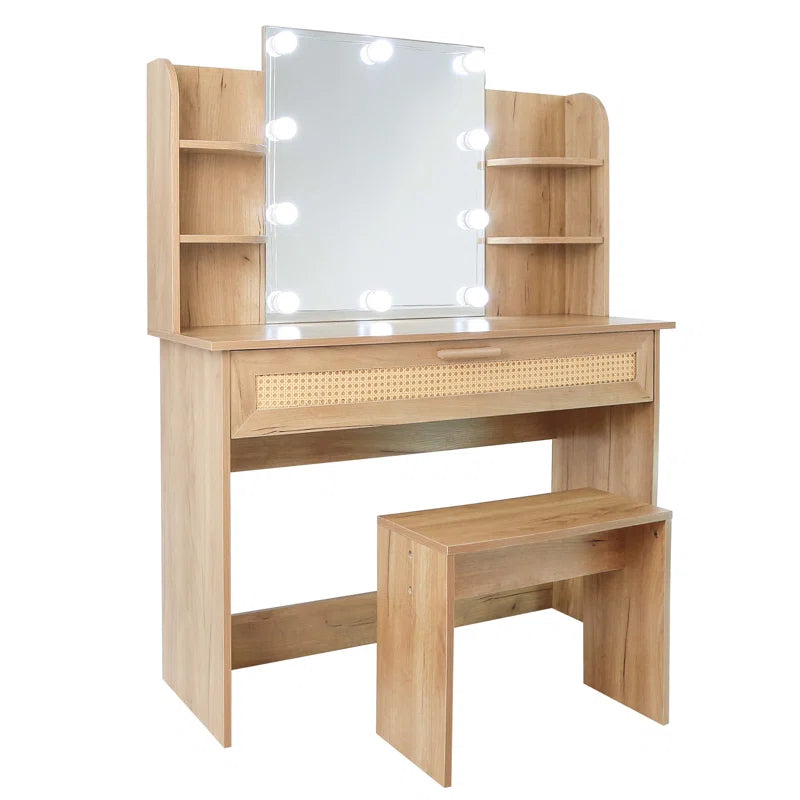  - Wooden Bazar