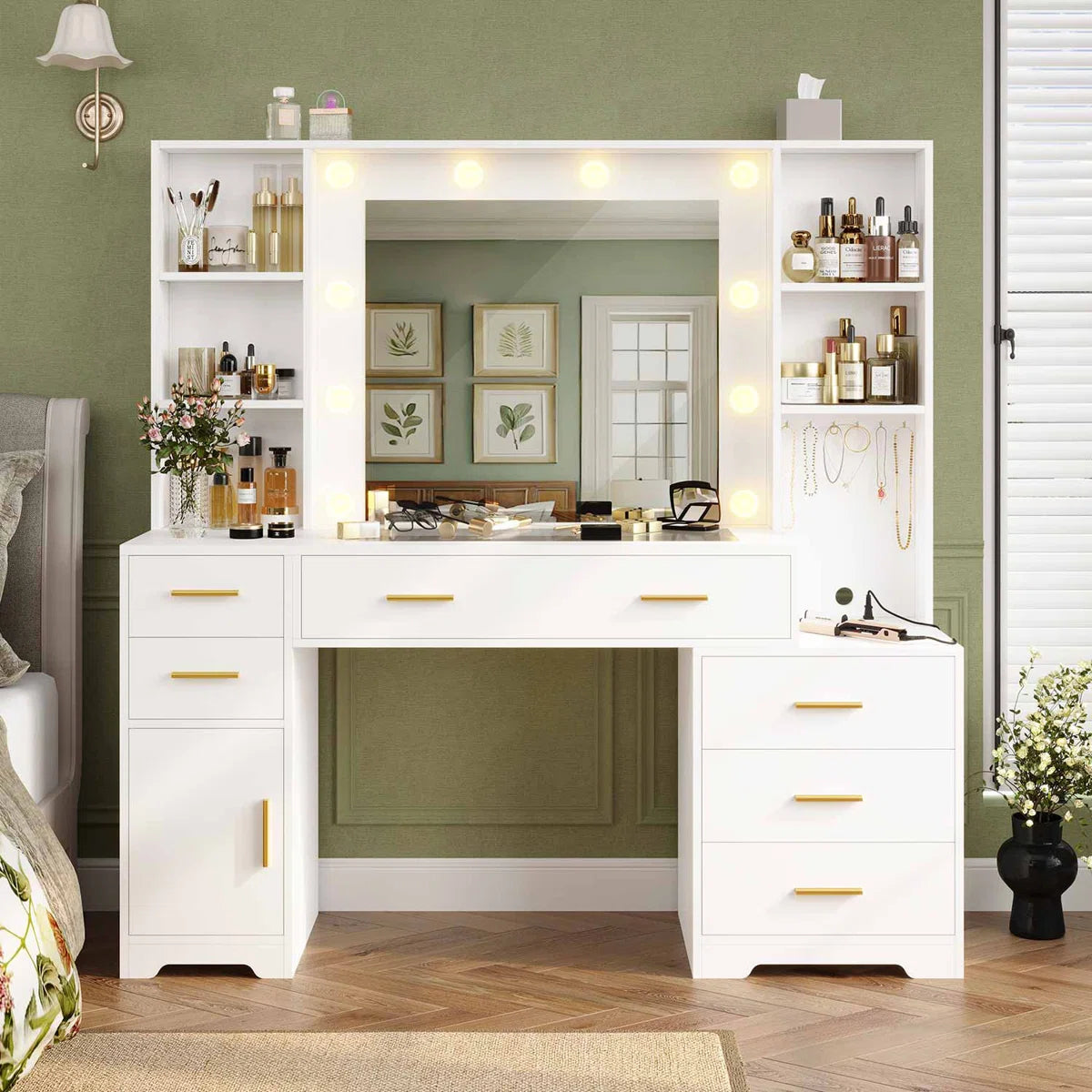  - Wooden Bazar