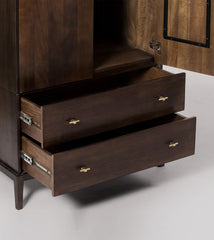  - Wooden Bazar
