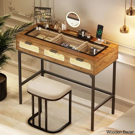  - Wooden Bazar