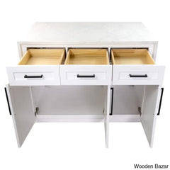  - Wooden Bazar