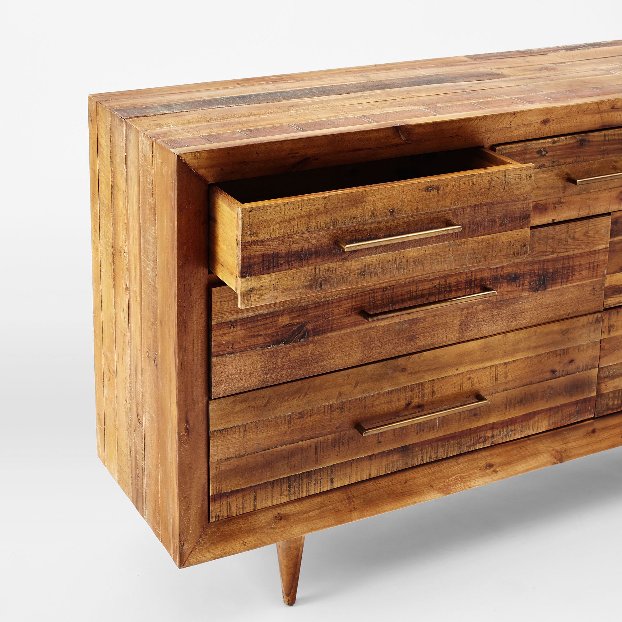  - Wooden Bazar