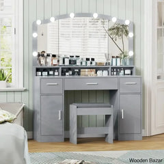  - Wooden Bazar