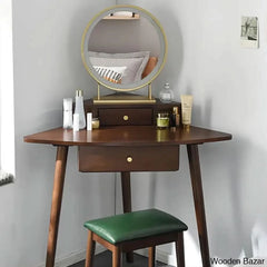  - Wooden Bazar