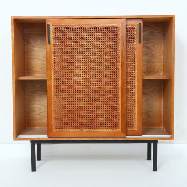 Cabinet & Chests -4