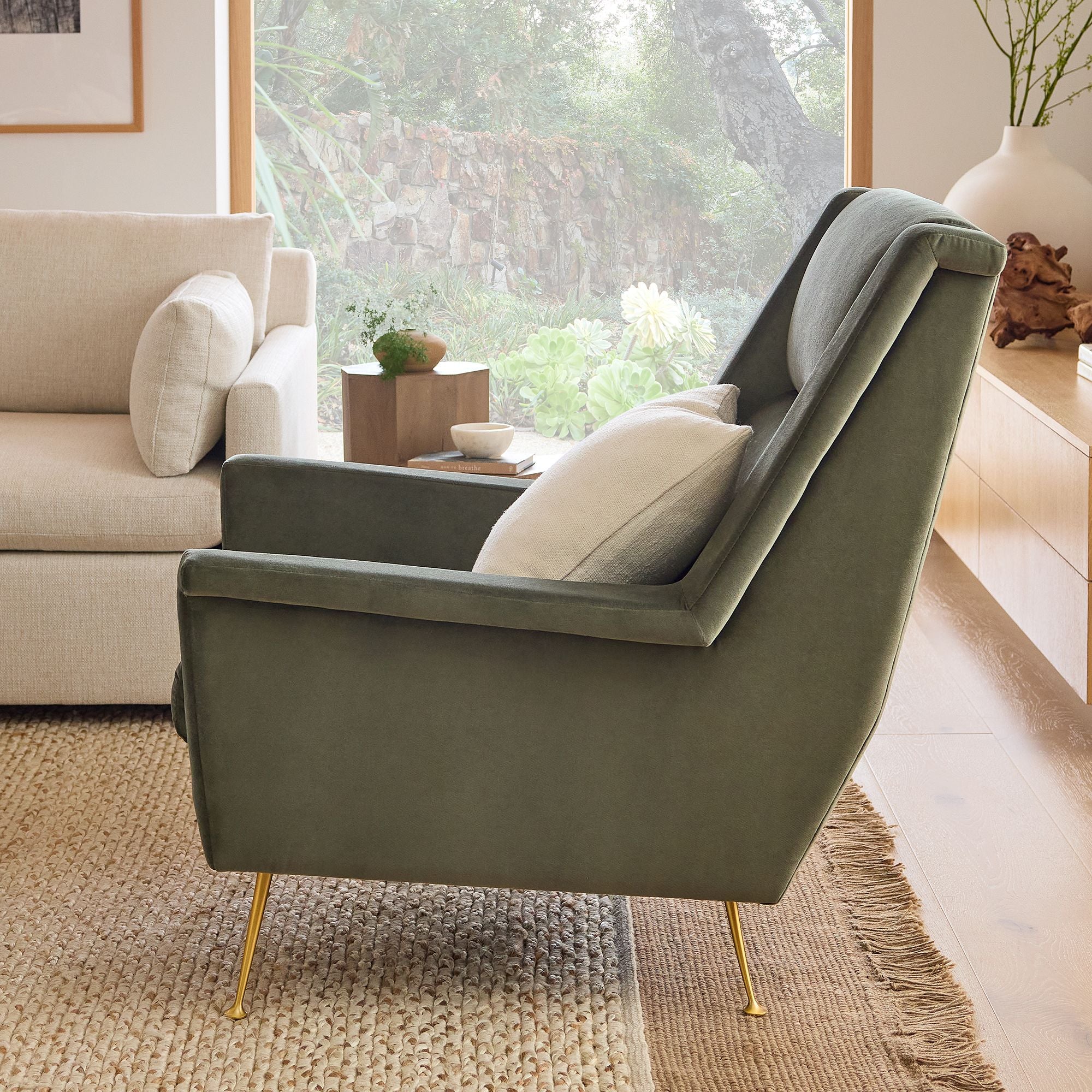 Kolerd High-Back Mid-Century Chair - Metal Legs