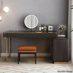  - Wooden Bazar