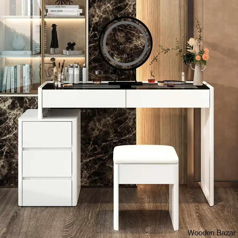  - Wooden Bazar