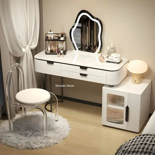  - Wooden Bazar