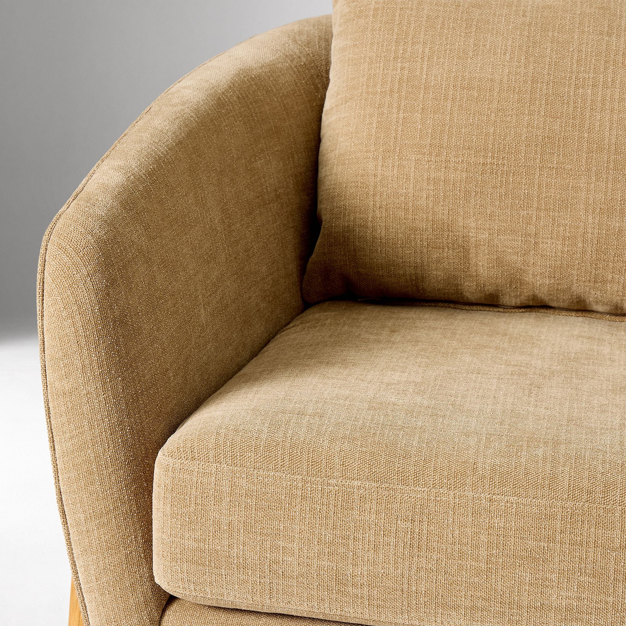 Yunuversa Lounge chair - Wooden bazar