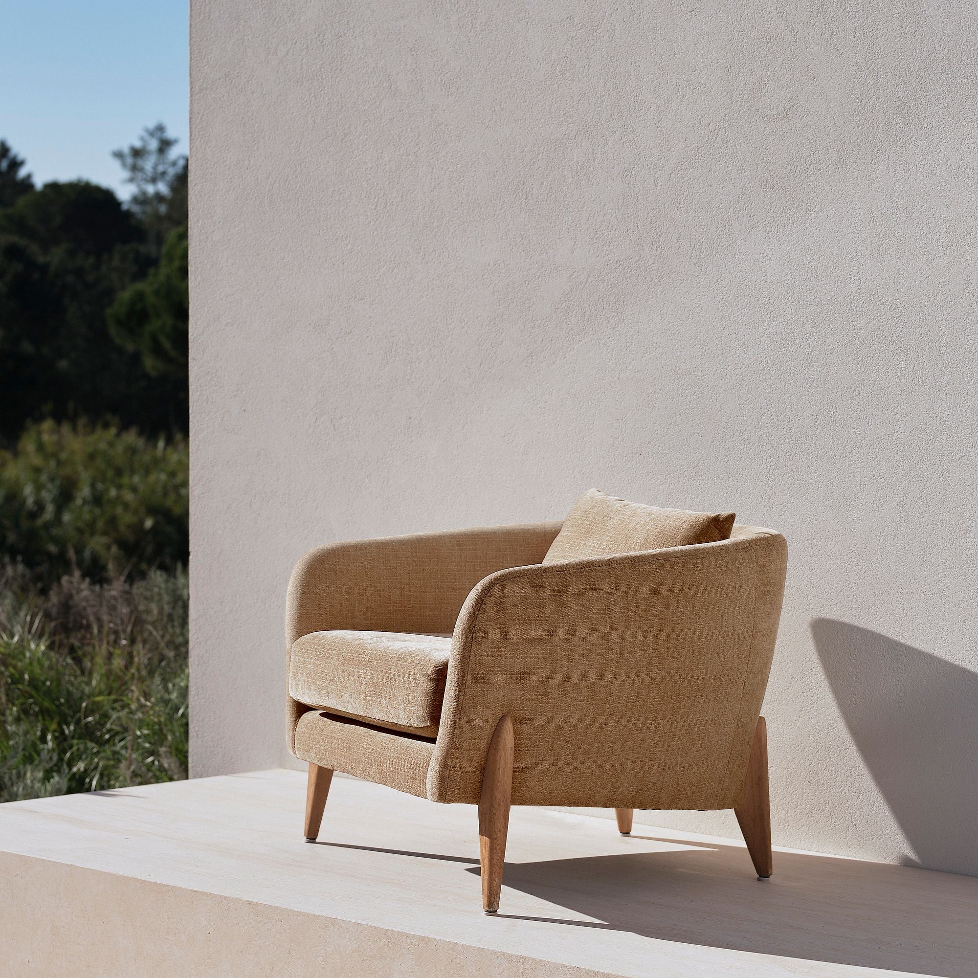 Yunuversa Lounge chair - Wooden bazar