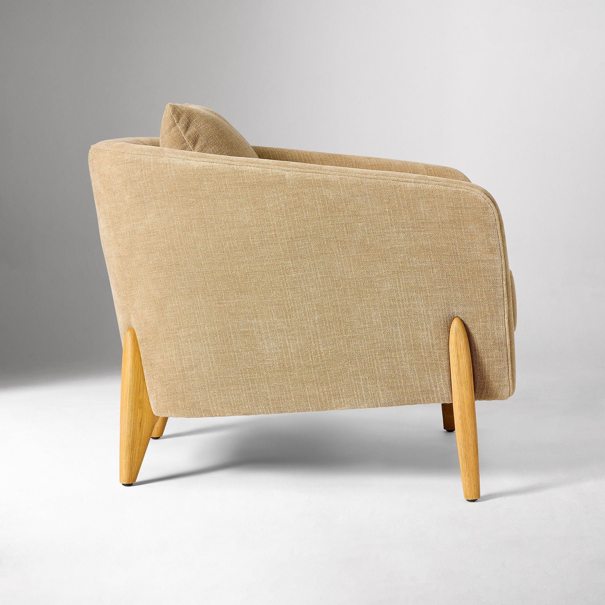 Yunuversa Lounge chair - Wooden bazar