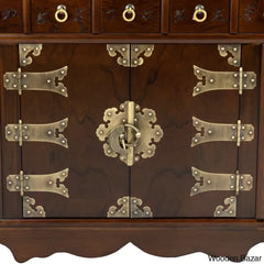 Cabinets & Chests