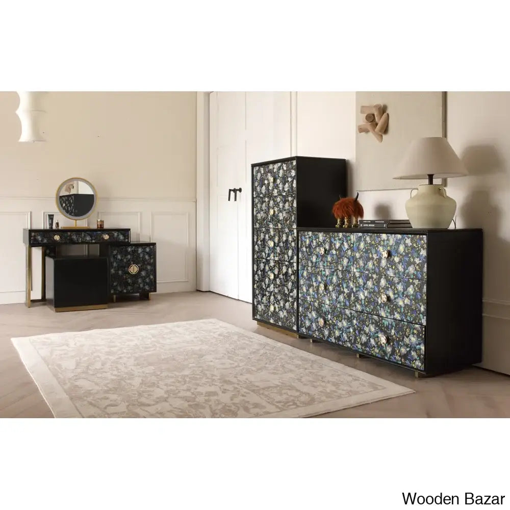  - Wooden Bazar