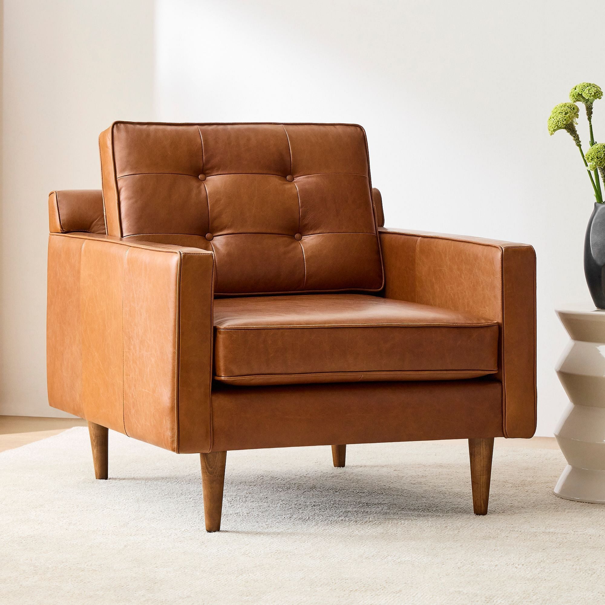 Eiaon Leather Chair - Wooden Bazar