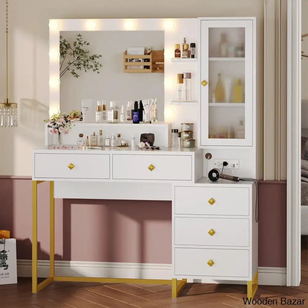  - Wooden Bazar