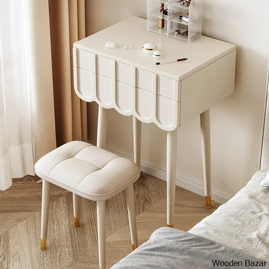  - Wooden Bazar
