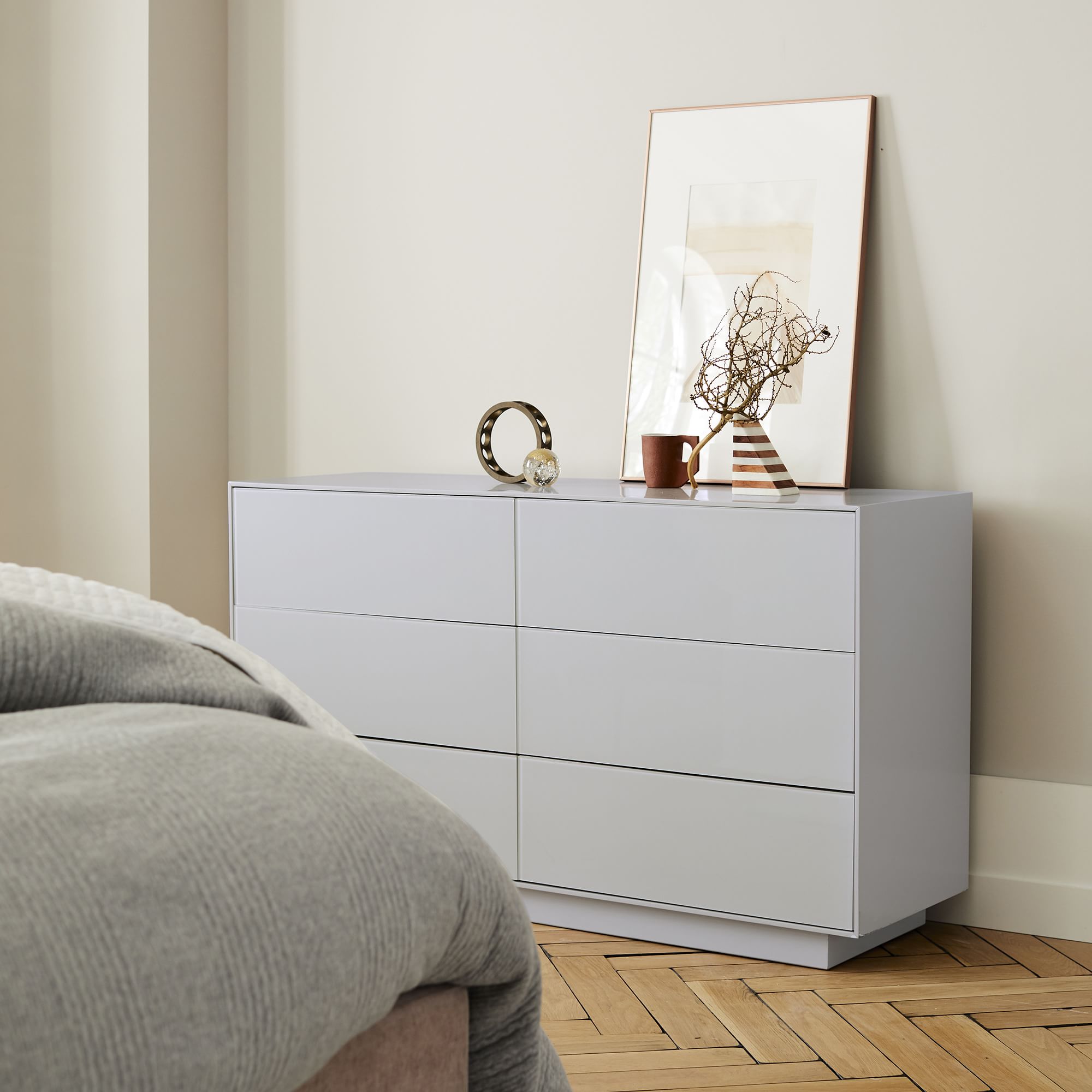 Qarising  6-Drawer Dresser - Wooden Bazar