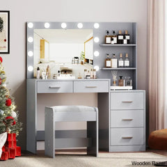  - Wooden Bazar