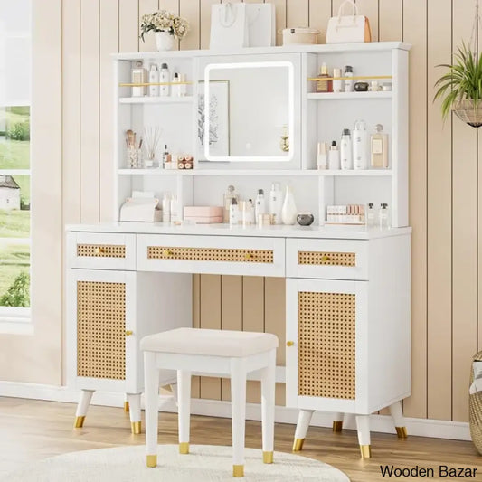  - Wooden Bazar