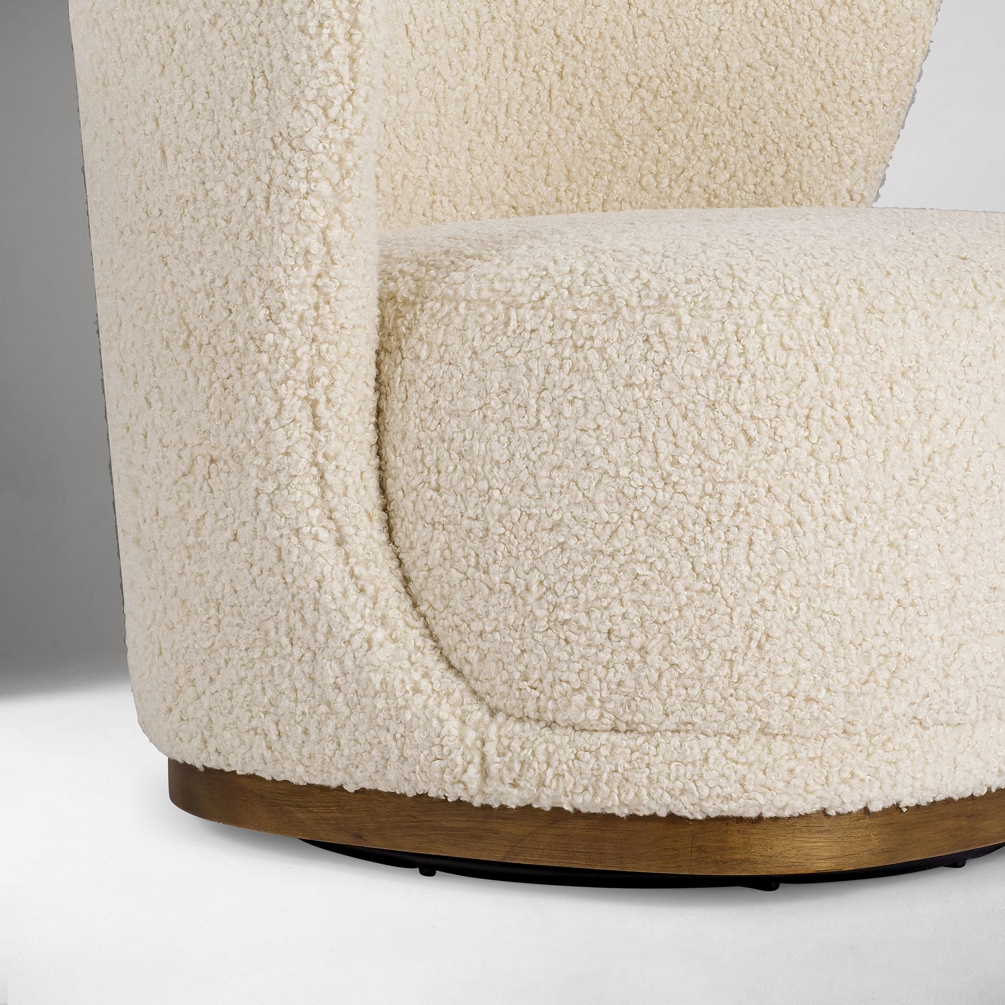 Aekix Swivel Chair - Wooden bazar