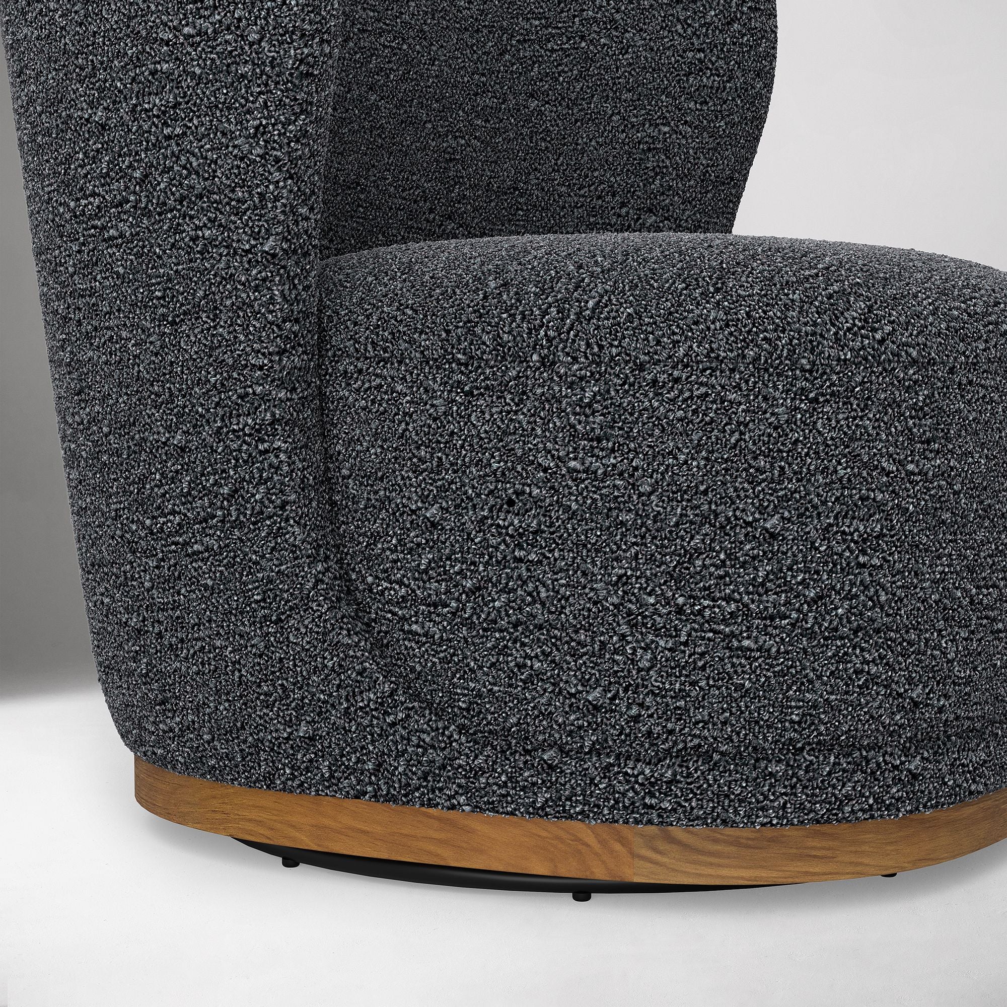 Aekix Swivel Chair - Wooden bazar