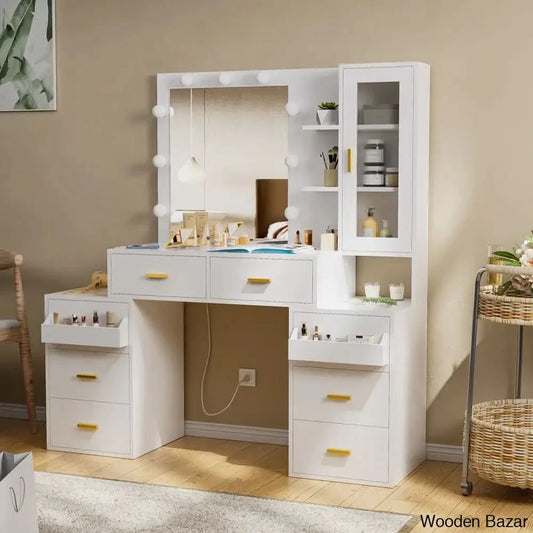  - Wooden Bazar