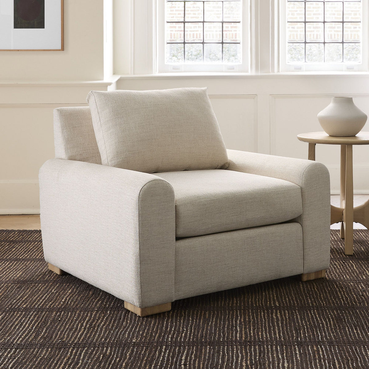 Subhaan Modern One Seater Chair - Wooden Bazar